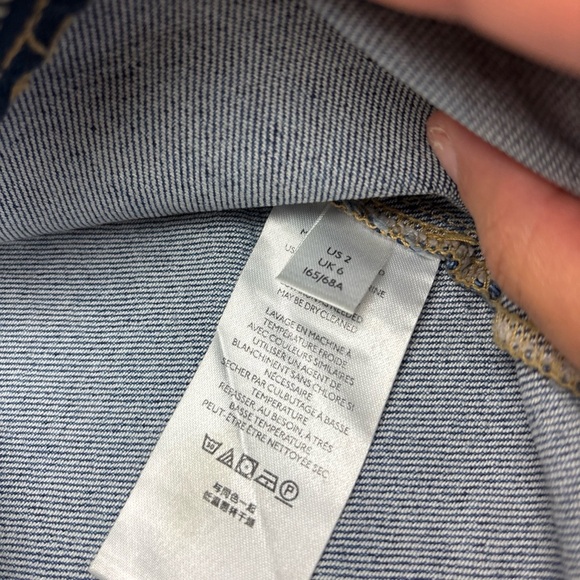 We The Free People Y2K Denim Jean Mini Skirt Zipper Faded Size 2 SM Light Wash - Picture 4 of 8